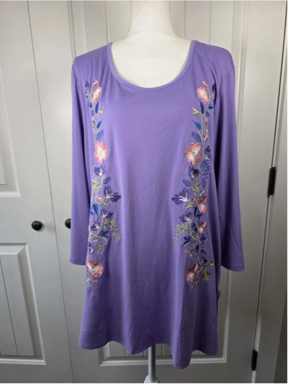 Anthony Original Sz 1X NWT 2 pc Purple Floral Embroidered Tunic Chiffon Skirt